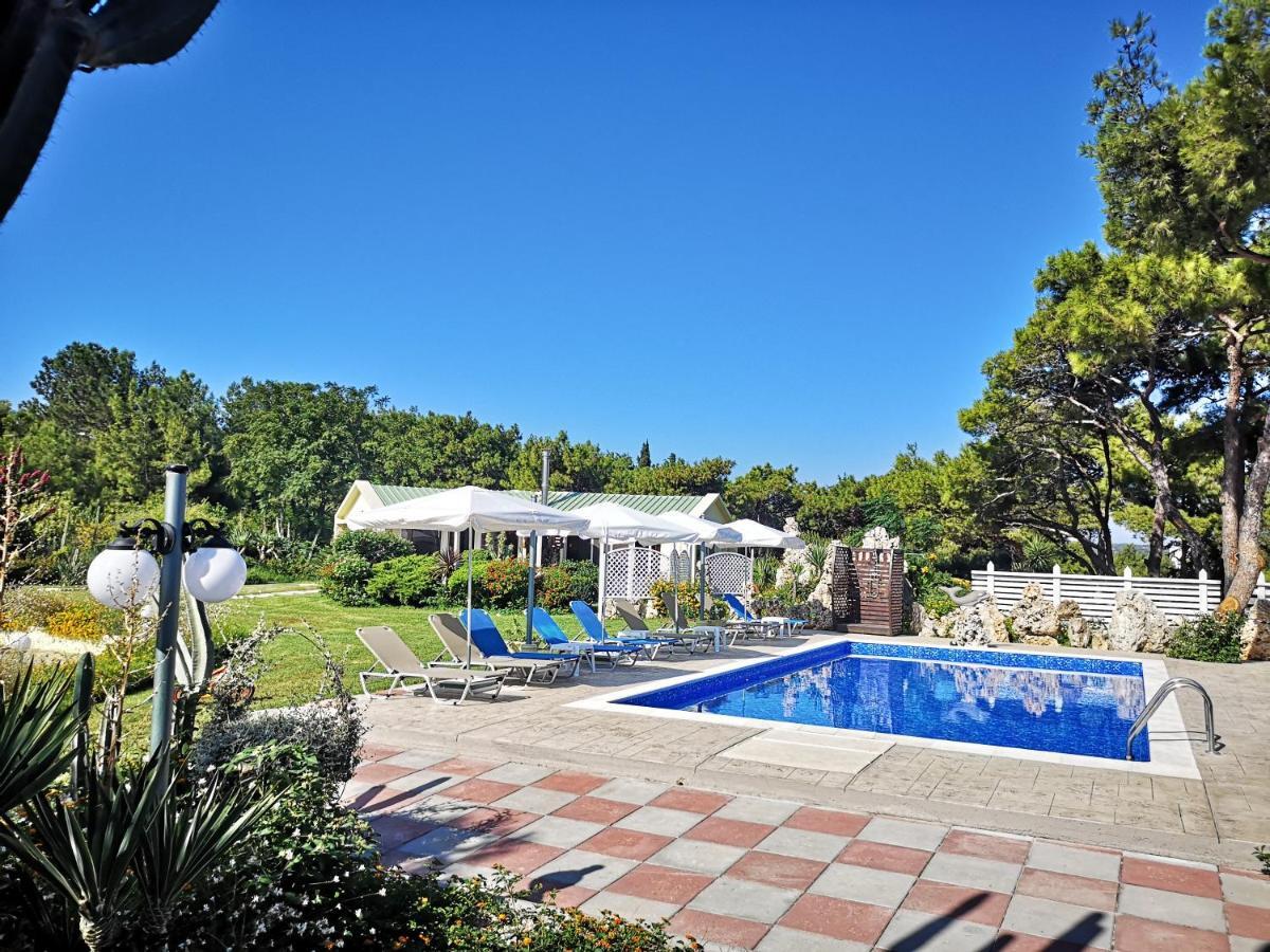 Louis Luxury Villa By Living In Blue Koskinou  Exterior photo