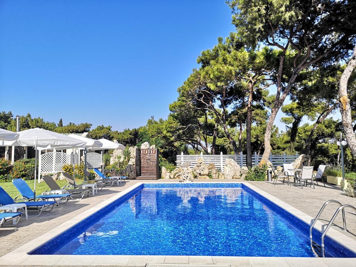 Louis Luxury Villa By Living In Blue Koskinou  Exterior photo